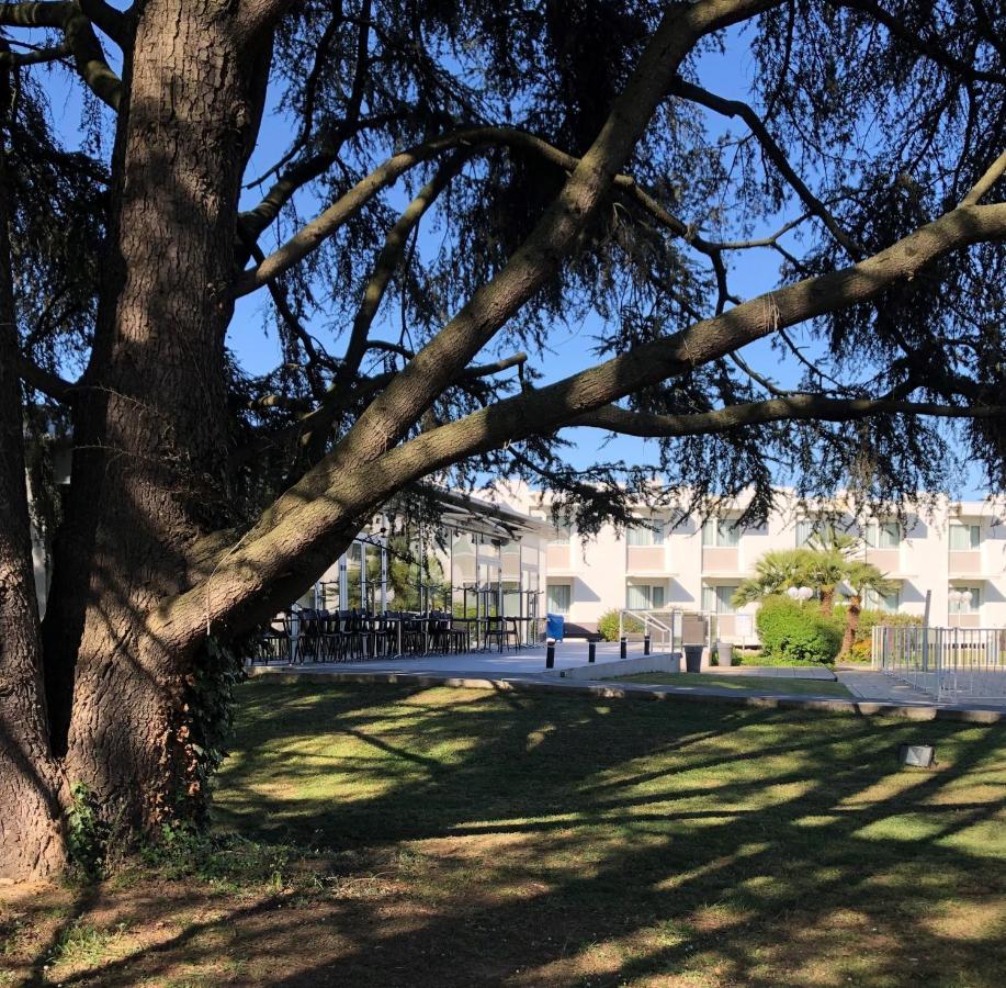Novotel Pau Pyrenees Lescar Dış mekan fotoğraf